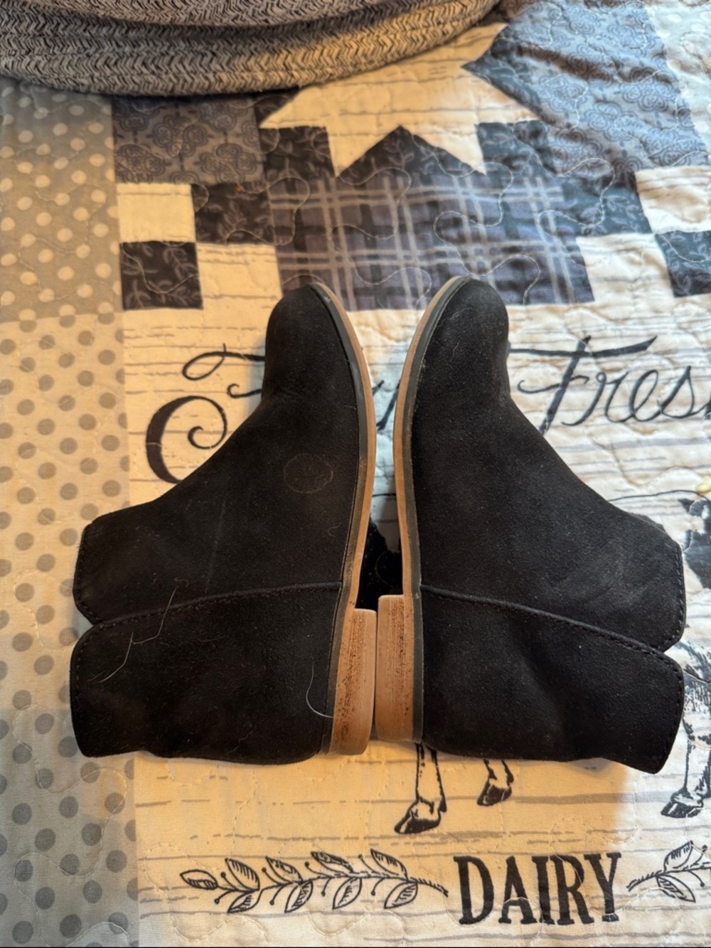 Black boots - Picture 5 of 5